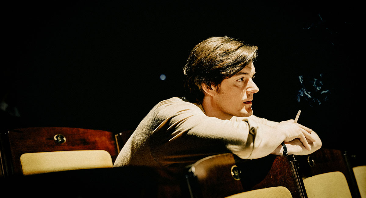 地方バレエ団を世界の頂点へ! 若き天才振付家の半生 映画『ジョン